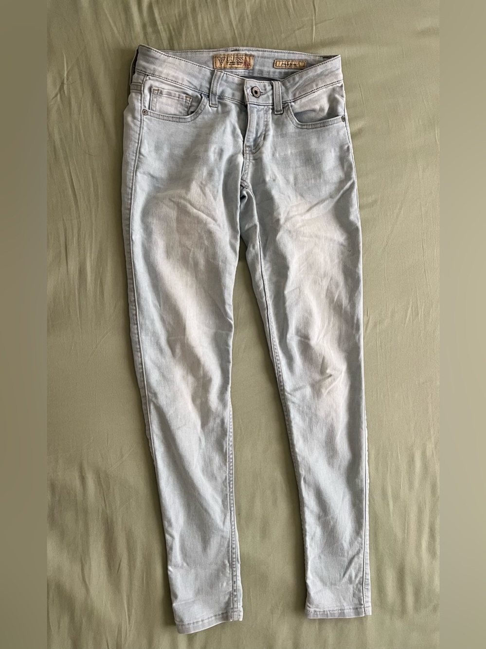 Guess Light Wash Skinny Jeans in Pale Blue